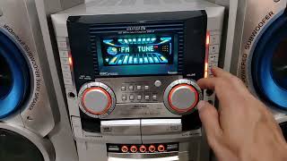 aiwa t929 escuchando radio volumen 10 y 12 ...