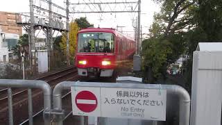 名鉄中京競馬場前駅1番線　急行岐阜行き到着