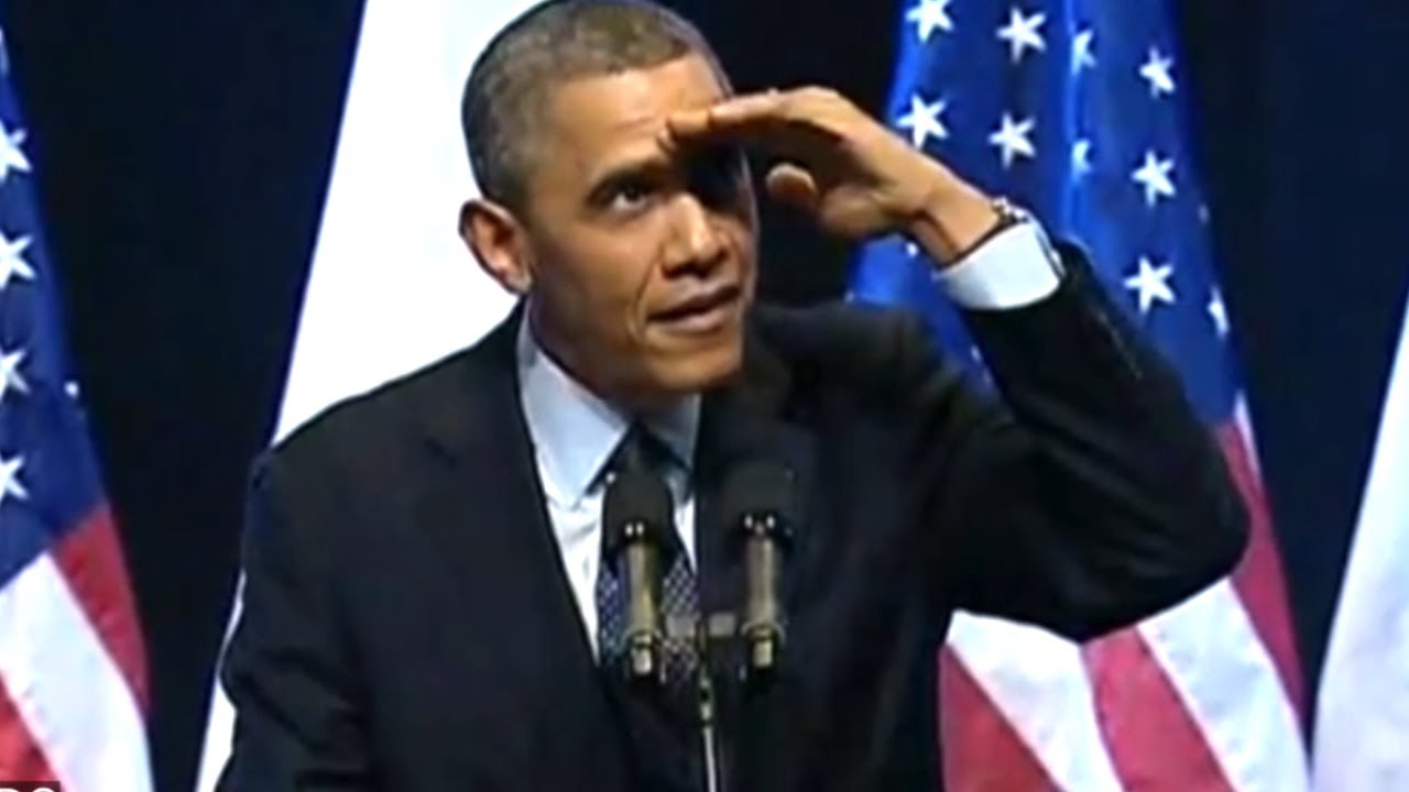 Obama Heckled During Speech - YouTube