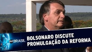 Bolsonaro discute com Alcolumbre promulgação da Reforma da Previdência | SBT Brasil (31/10/19)