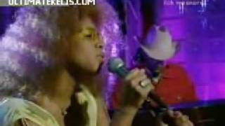 Kelis- Get Along with You (Live EMA's 2000)