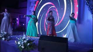 Lagti Hai than+Pallo Latke Re Maro+Ladkiyaan/Fabulous Performance by Bhabhis.