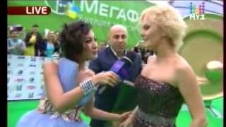 Премия Муз-ТВ 2010.Иосиф Пригожин и Валерия.Дорожка