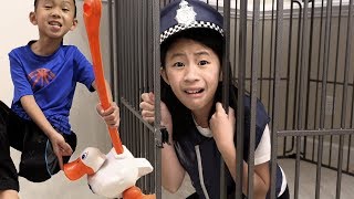 Pretend Play Police on Missing Duck Mystery