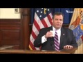 See how Gov. Christie keeps the press 'on topic'