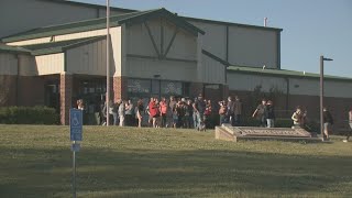'Our Hearts Are Hurting': Henryetta Public Schools Offers Grief Counseling After Students Found Dead