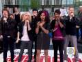 Cast sings '21 Guns' on CBS The Early Show