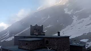 رحلتي نحو قمتي توبقال و تيبحيرين بالتفصيل في شهر ماي #randonnée #toubkal #paysage #tourism #nature