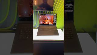 NEW Razer Blade 16 - Hands-on with the slimmed-down powerhouse #razerblade #ces2025 #shorts