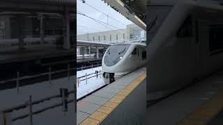 雪の米原駅　683系\u0026681系混結編成しらさぎ米原駅出発シーン