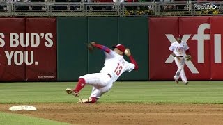 Galvis shaken up after fantastic play