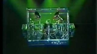 Motley Crue - Tommy Lee Spinning Drum Solo - 10-15-1987- Tacoma, Wa