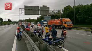 Emergency closure of Shah Alam toll plaza due to floods