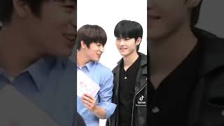 Remember when  changmin and Eric kissed because of sangyeon #theboyz