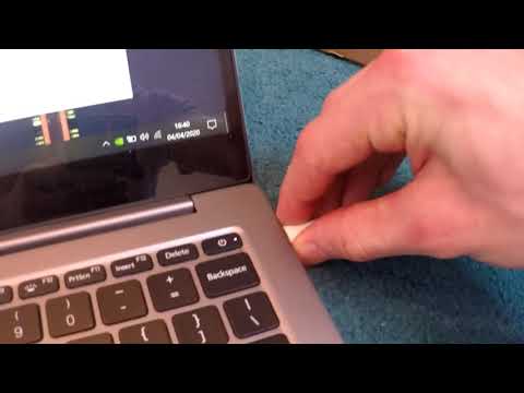 How to Fix a Laptop That Turns Off When the Charger is Removed