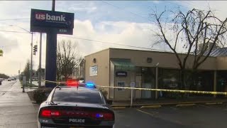 US Bank in Scappoose robbed at knifepoint