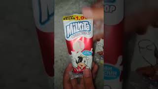 Jajanan permen milkita milk lollipop extra besar  rasa chocolate dan strawberry #shorts #lollipop