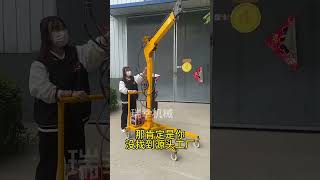 Remote control hydraulic crane vehicle-mounted small crane.#forkliftservice #forklift