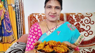 గుమ్మడి పూల తో బజ్జి😍pumpkin flowers bajji👌ఆరోగ్యo, రుచి తో అద్భుతం😋ఈ విధానంతో చేయండి👌కధ,గాజులు తో..