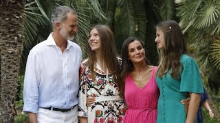 Spain’s king and Queen are all smiles with their daughters ahead of big changes