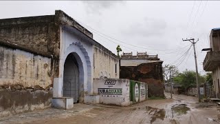 dujod (दूजोद) sikar, chamatkari jain mandir, विशाल प्राचीन, चौक, गढ़, भवनों by dr pritam singh.