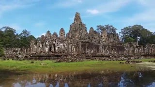 アンコール・トム　バイヨン寺院　アンコール遺跡