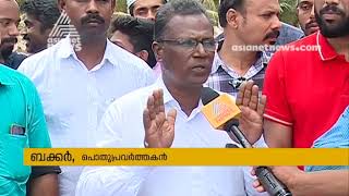 Fishermen builts seawall using sandsack in Thrissur , Eriyad