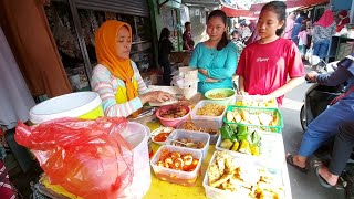 BLUSUKAN KE PASAR NYARI SARAPAN \u0026 TERNYATA SUDAH RAMAI !! INDONESIAN STREET FOOD