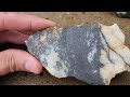 how to identify gold in rocks