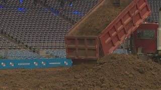 Crews getting NRG Stadium ready to rodeo!