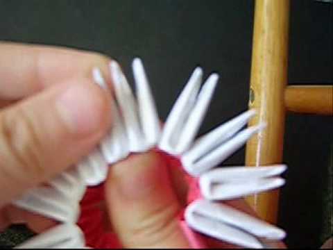 3D origami how to: circle-tail peacock 3D origami how to: circle-tail peacock