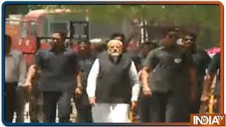 PM Modi In Varanasi: DM के दफ्तर पहुंचे PM Modi, जल्द भरेंगे नामांकन