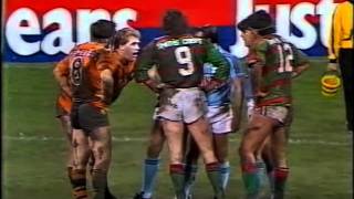 Footy Fight - Les Davidson V Paul Sironen 1987
