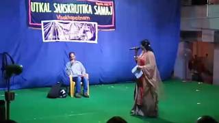 ମୁଁ ଗୀତ ଗାଇବି  ସବୁ ଘର କାମ ତୁମେ କର -  Live skit by Sarat Biswal \u0026 Rashmita Biswal