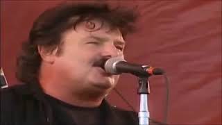 The Guess Who  - No Time - Live '03 Toronto SARS Fest