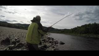 Salmon fly fishing on the River Gaula (Norway)