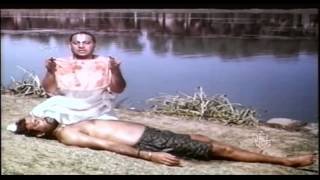 Hemavathi Kannada Movie | Uday Kumar | C H Lokanath | Treatment Of Low Caste people Scene