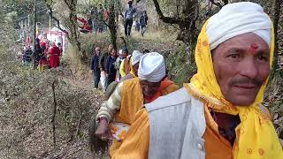 जय मां जगदी.. 🙏 जहां से जलडाली लानी है वहां पर हवन किया गया...🙏