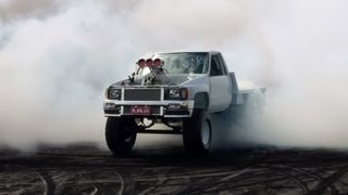 BLWNLUX DESTROYS TYRES AT BURNOUT MANIA 2ND PLACE PRO CLASS