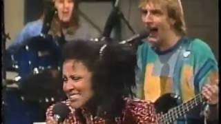 Darlene Love on Letterman December 16, 1986