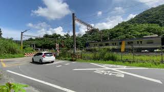 宜蘭縣 蘇澳鎮 台鐵 畚箕湖平交道 EMU500 區間電聯車 列車通過