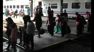 Lonjakan Penumpang di Stasiun KA Tegal