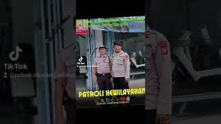 Aipda Hartopo, melaksanakan patroli dialogis di Kawasan Hyundai dan menyampaikan himbauan kamtibmas.