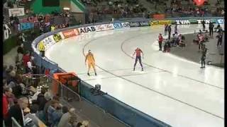 Jan Bos vs Denny Morrison  WC Sprint 2007 second 500m.flv