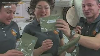 Making Thanksgiving dinner in space
