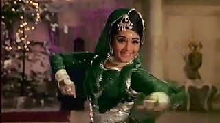 Vyjayanthimala - Bharatnatyam, Kathak and Kathakali