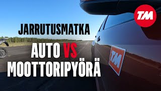 Kumpi jarruttaa nopeammin, moottoripyörä vai auto?