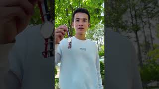 LNS - Cậu bé ăn xin và chiếc đồng hồ đeo tay || Beggar boy and watch #shorts