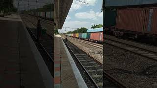 16594 Nanded Bangalore Express| trains