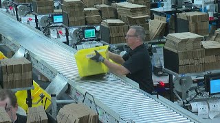 Inside Amazon's Robot-Staffed Fulfillment Center